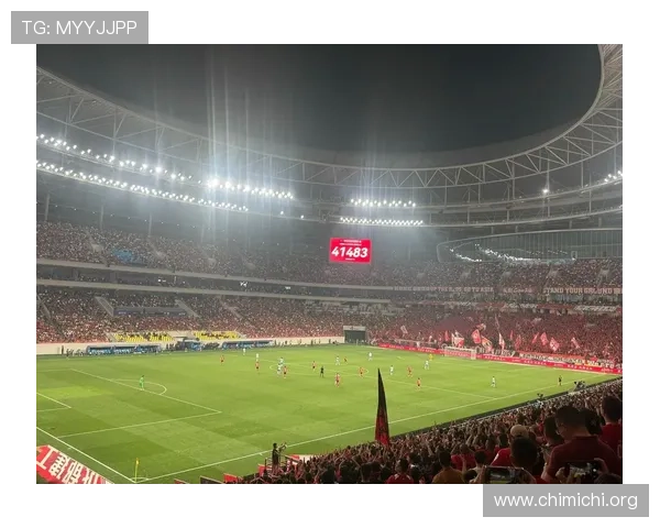 下载球友看球app享受个性化赛事推送和社区互动功能，打造专属你的足球观赛平台